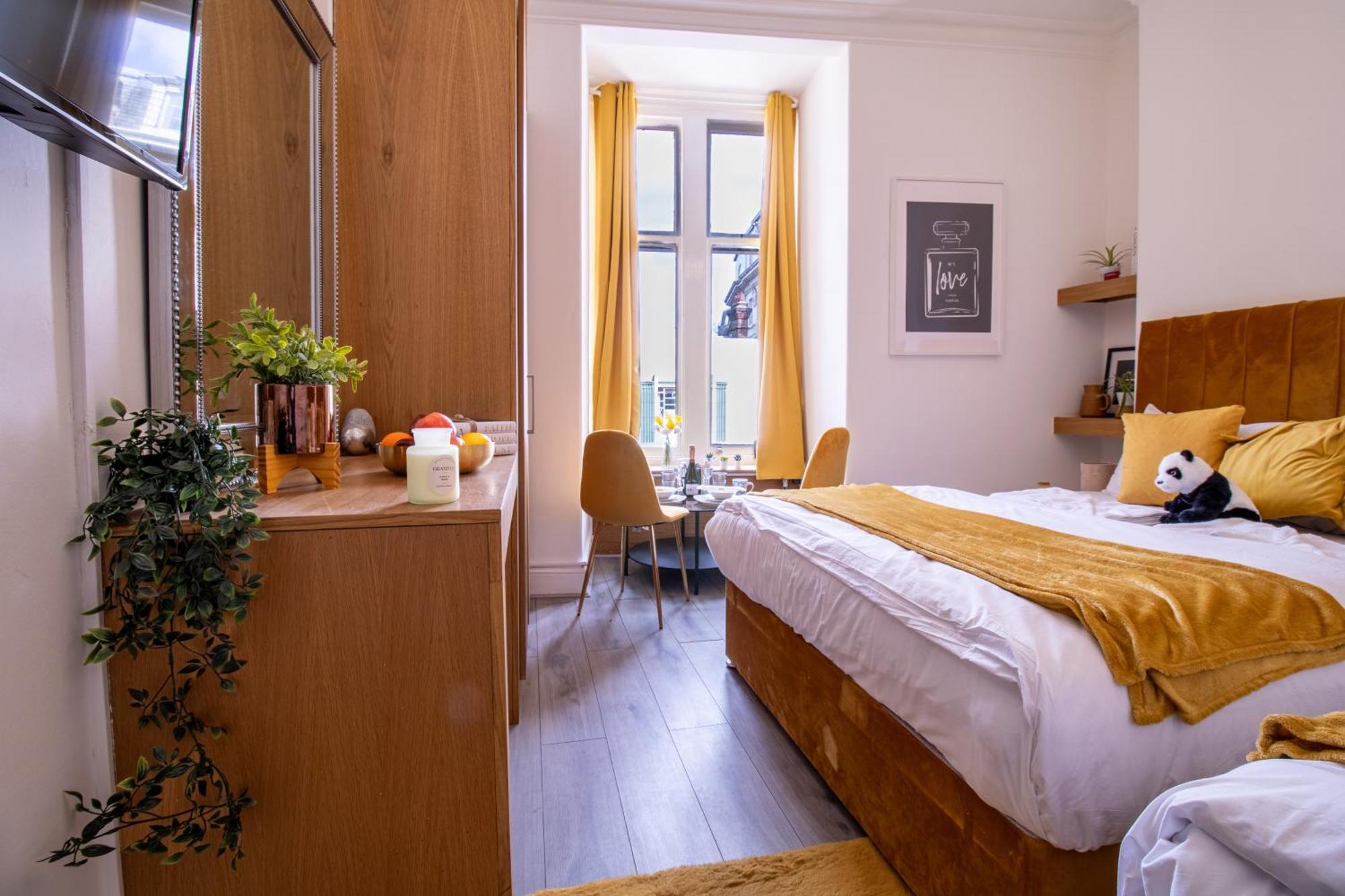 Spacious Studio Apartment On Oxford Street 9Gc London Exteriör bild